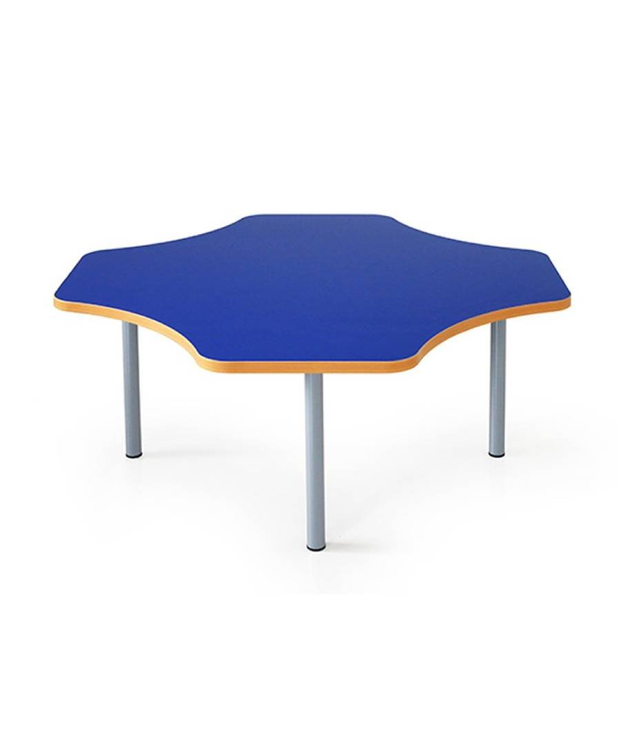 clover-shaped preschool table
